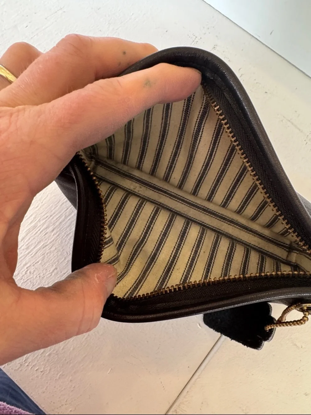 Black Leather Cosmetics bag - Picture 2 of 2